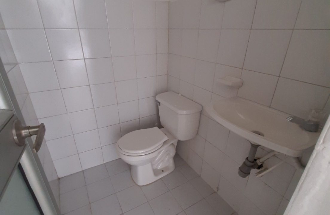 000617F9.jpg