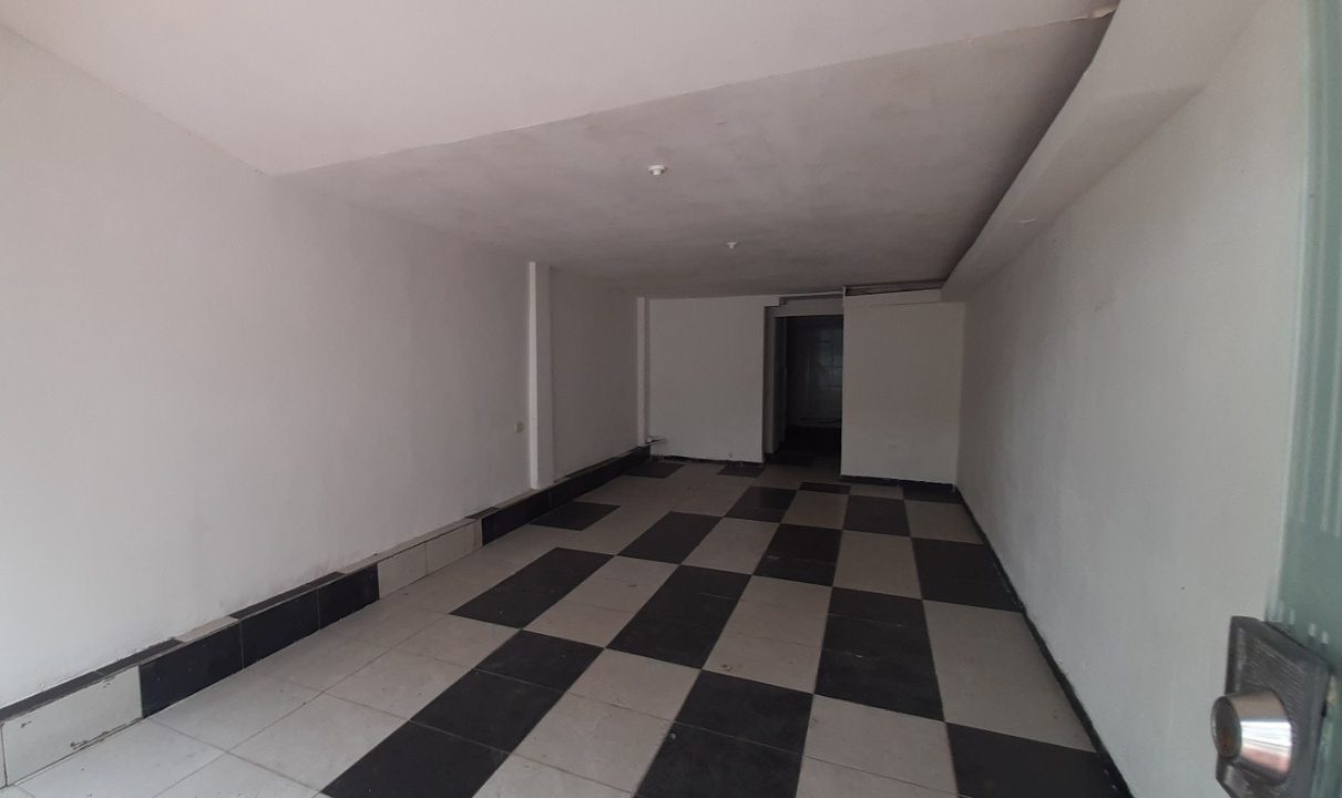 001047F4.jpg