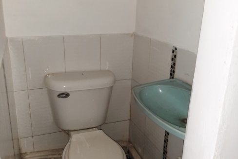 001047F9.jpg