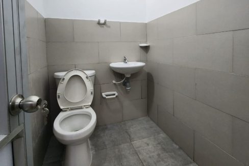 3847F7.jpg
