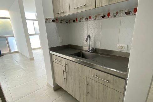 3927F4.jpg