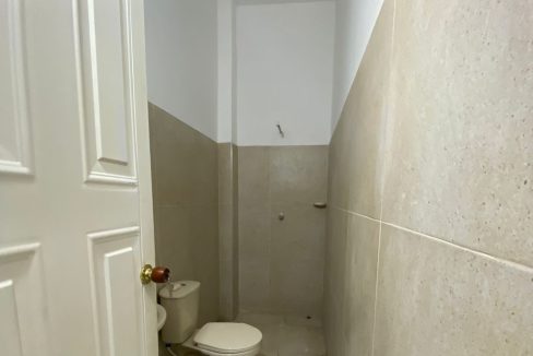 3916F2.jpg