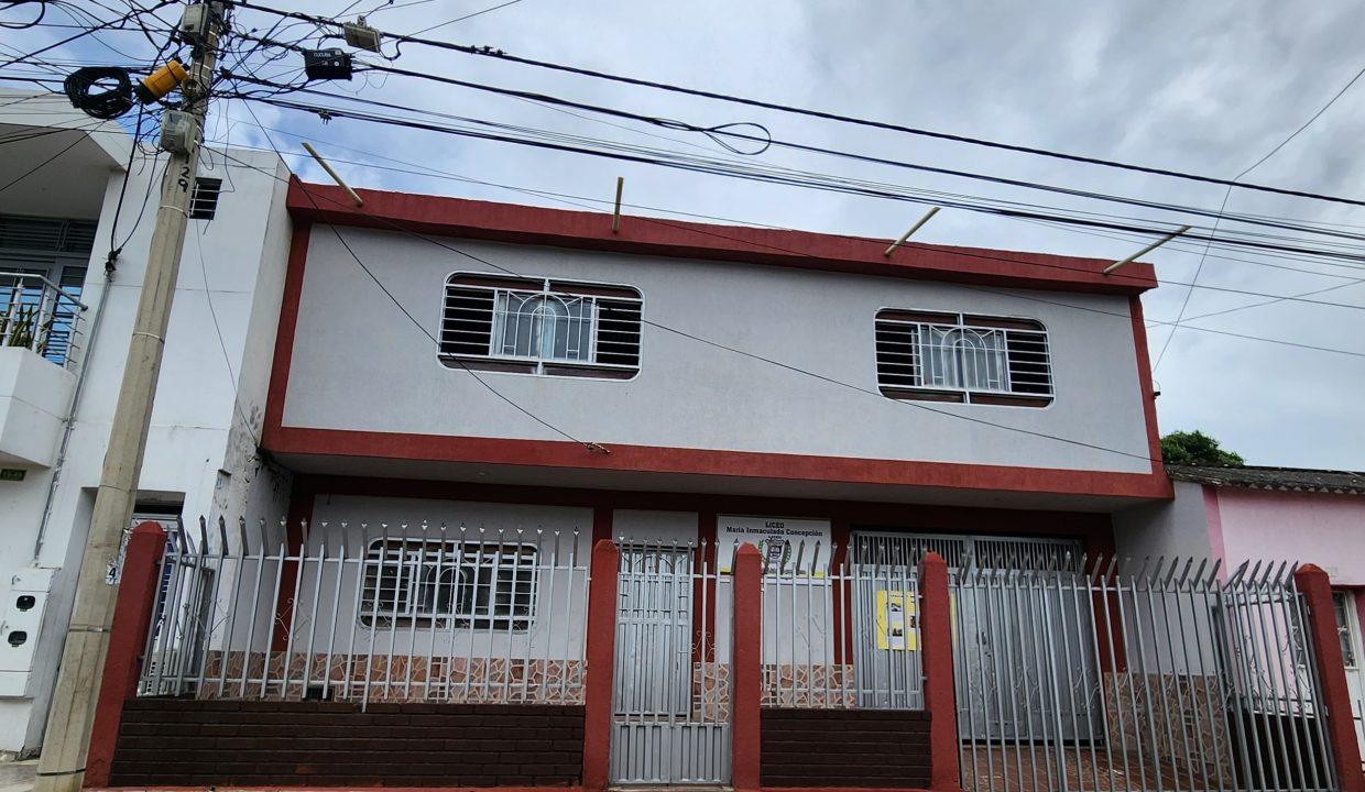 V3971.jpg