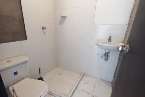 3994F6.jpg