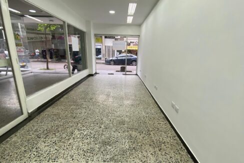 000030F1.jpg