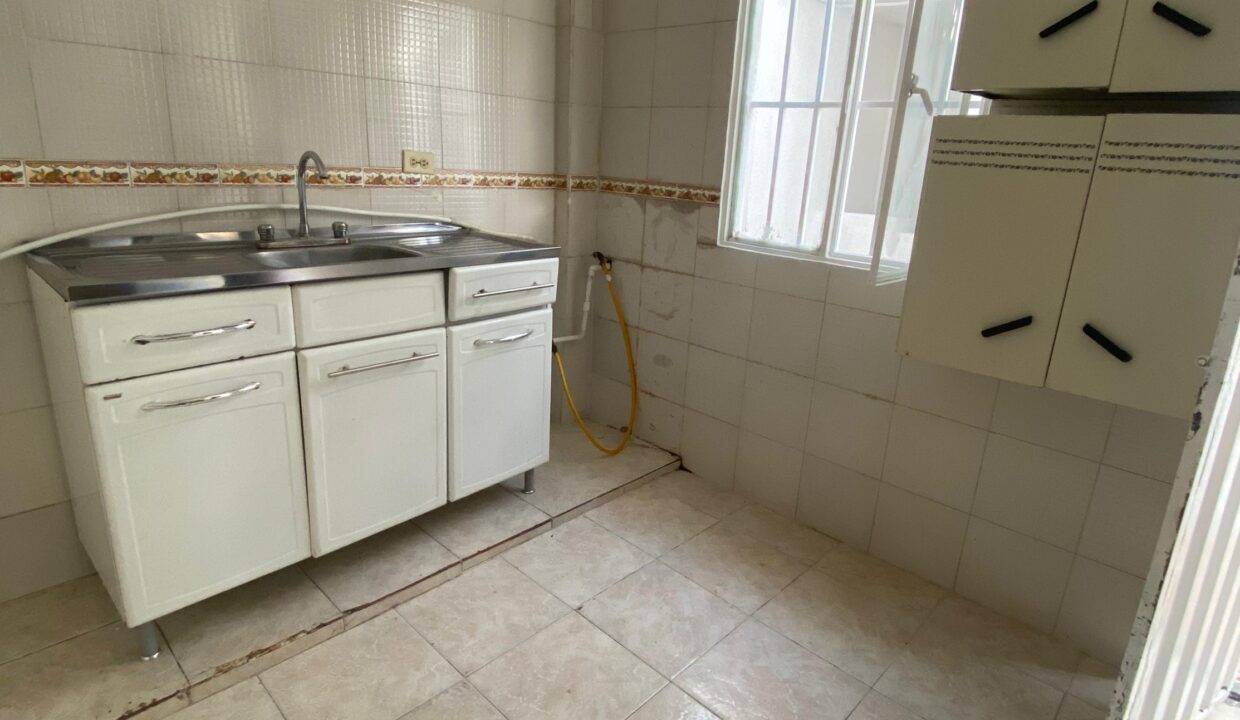3973F6.jpg
