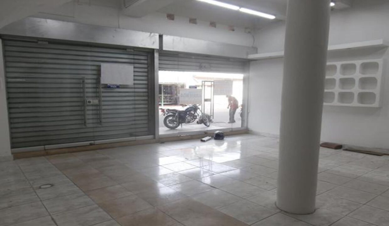 002399F5.jpg