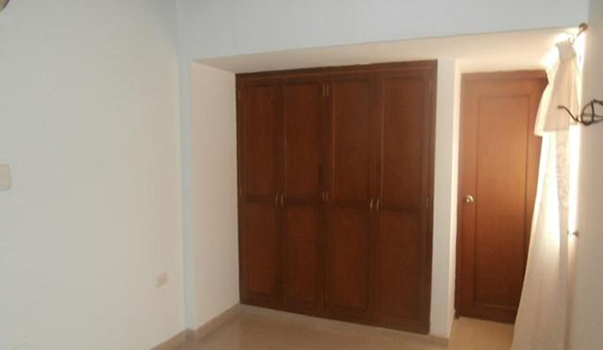 002256F3.jpg