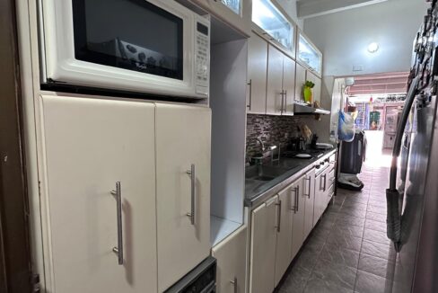4073F5.jpg