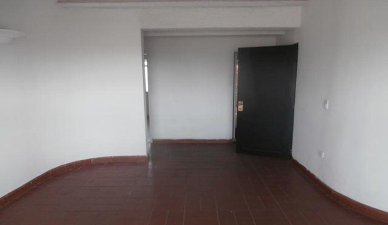 000398F6.jpg
