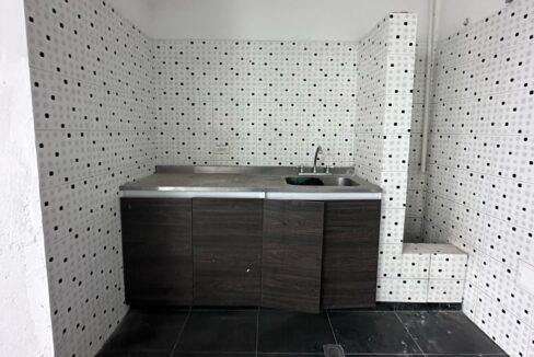 002399F6.jpg