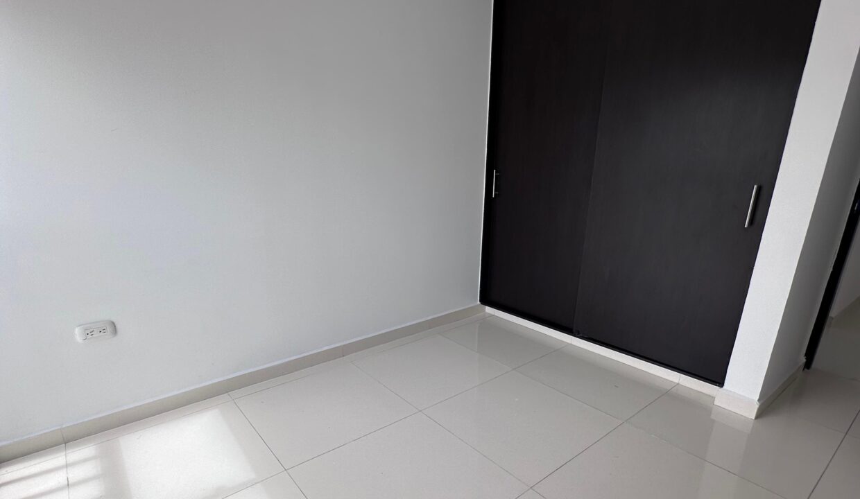 3636F8.jpg