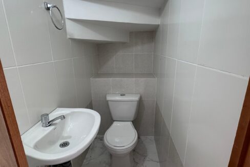 4085F7.jpg