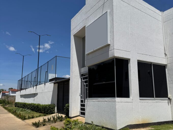 LA PRIMAVERA-APARTAMENTO-Código 4123