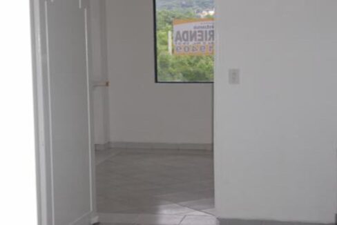 001063F3.jpg