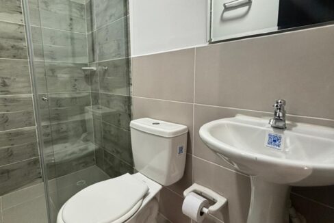 V4162F5