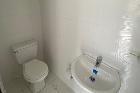 3891F10.jpg