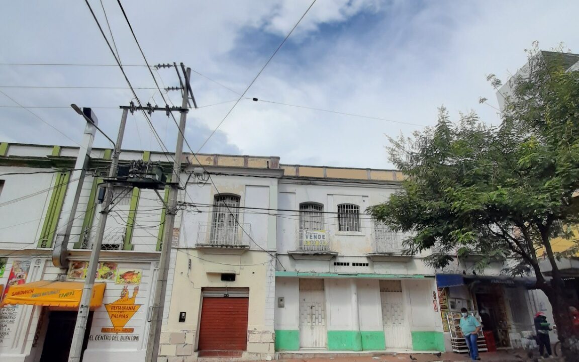 V000653.jpg